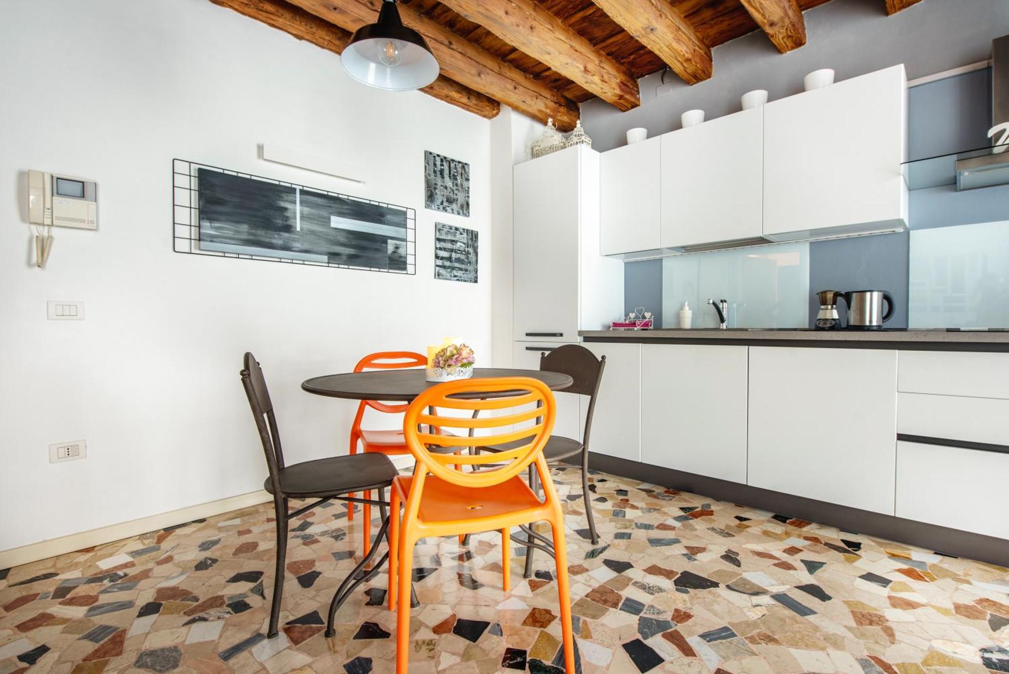 Lovely Apartment In Vicence Extérieur photo