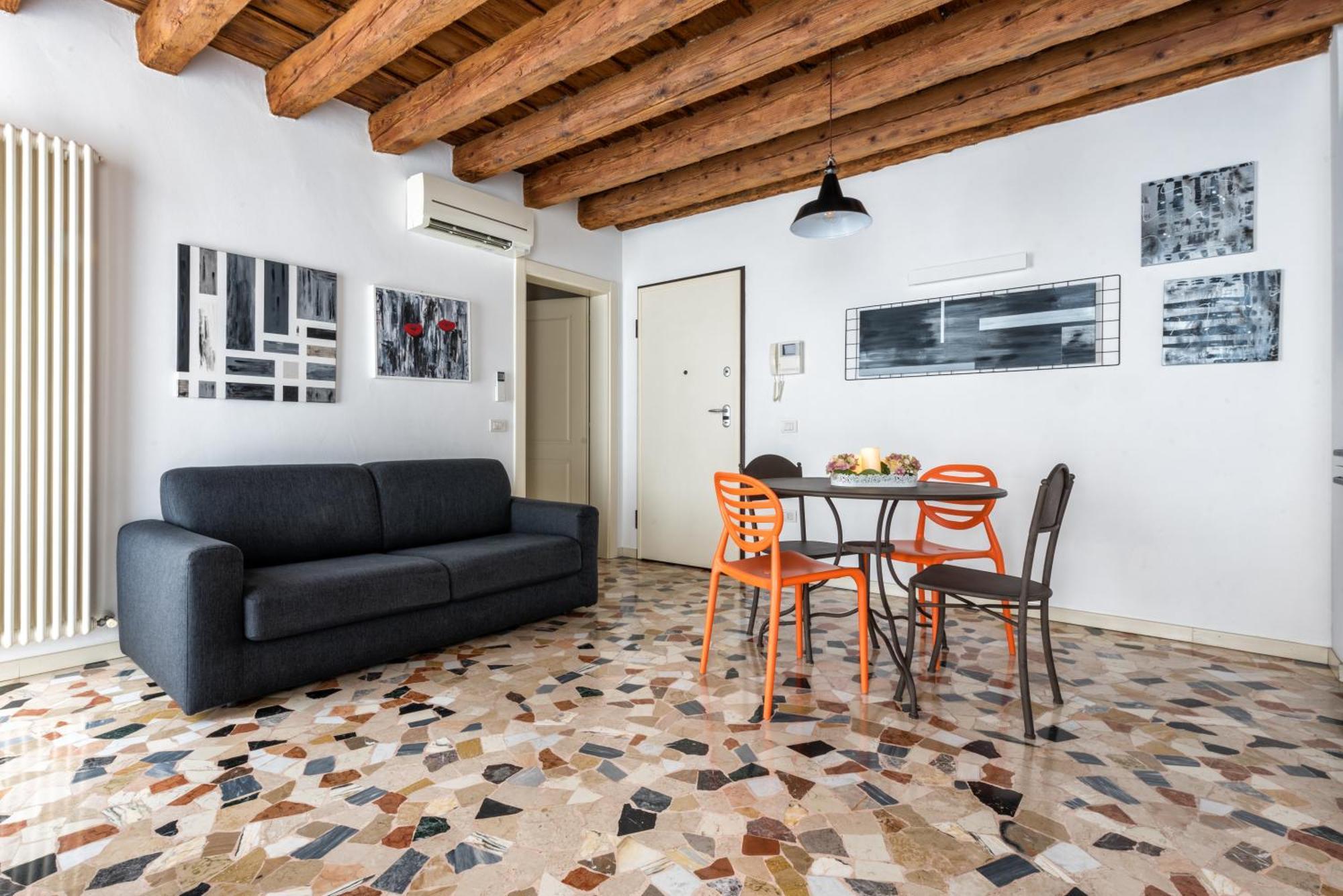 Lovely Apartment In Vicence Extérieur photo